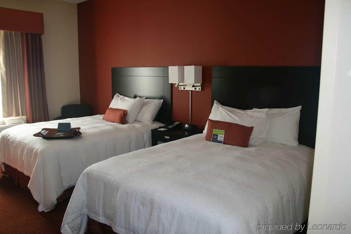 Hampton Inn & Suites Phoenix Chandler Fashion Center Стая снимка