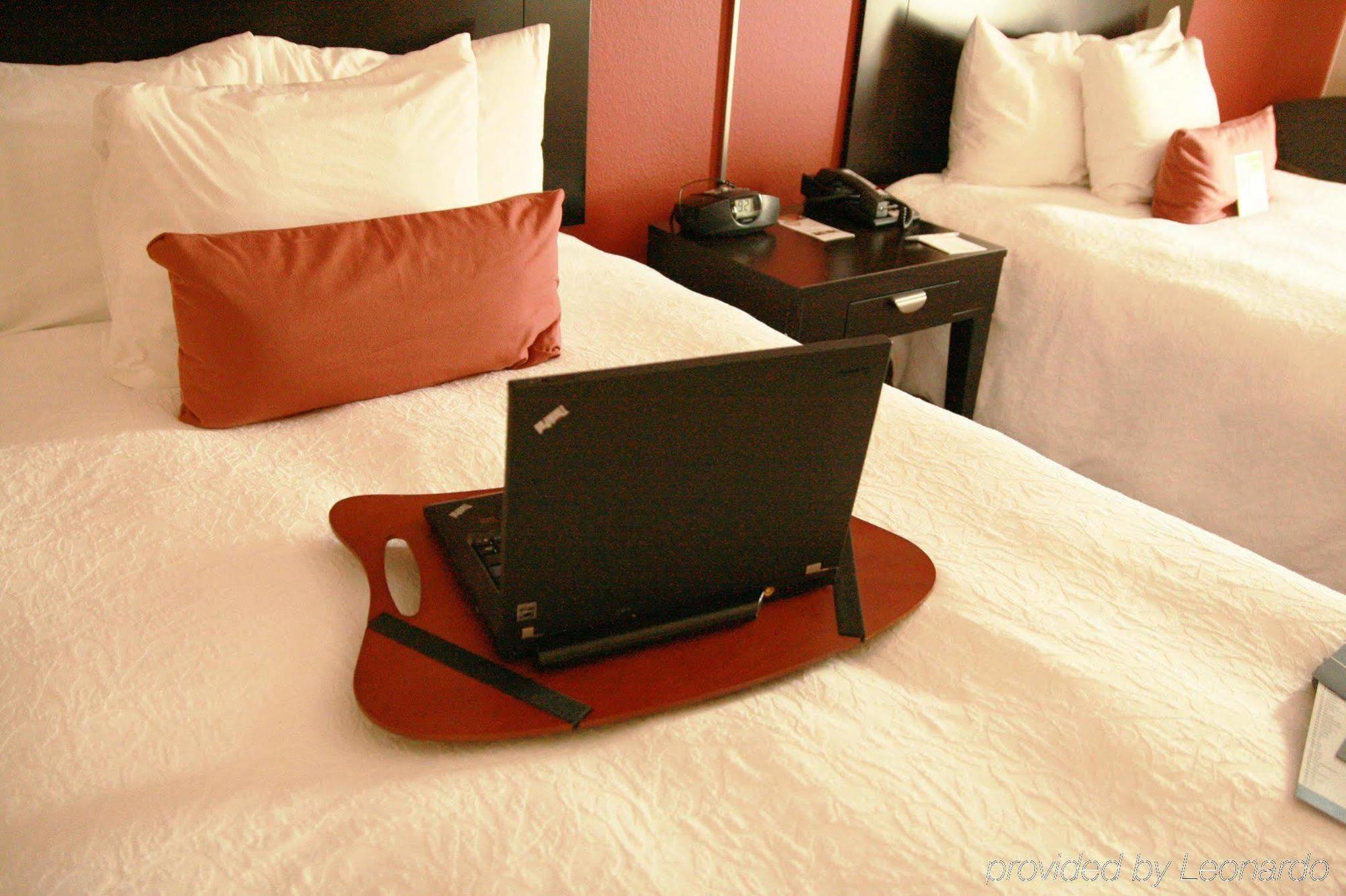 Hampton Inn & Suites Phoenix Chandler Fashion Center Стая снимка